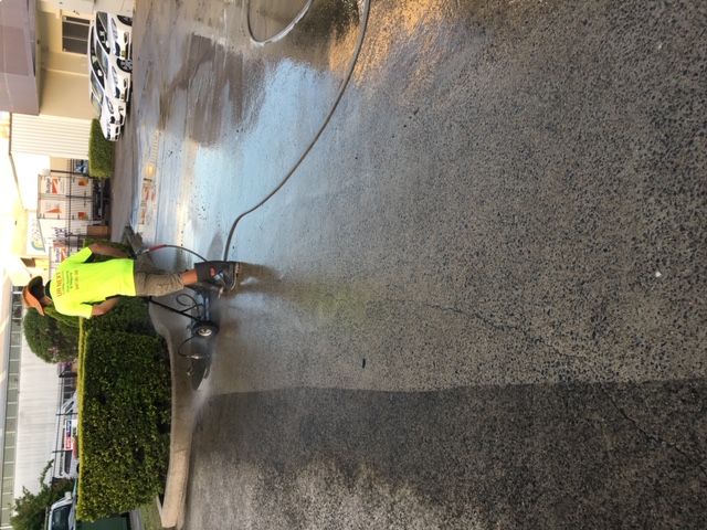 pressure cleaning at underwood